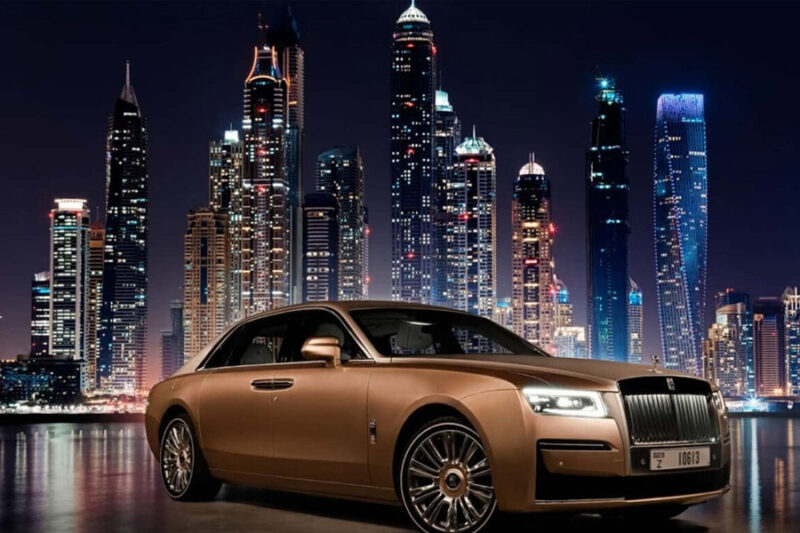 experience the rolls royce extravaganza with luxury car hire in dubai