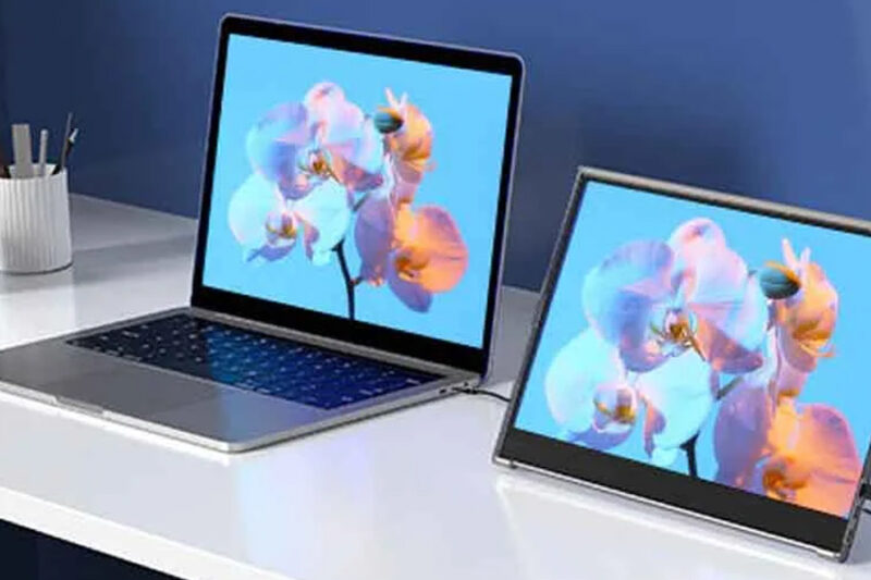 how to build a mobile workstation with a flexible monitor