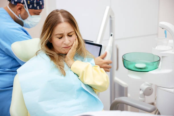 5 crucial steps to take before calling an emergency dentist in fort wayne 3