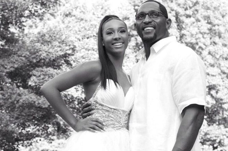 diaymon desiree lewis