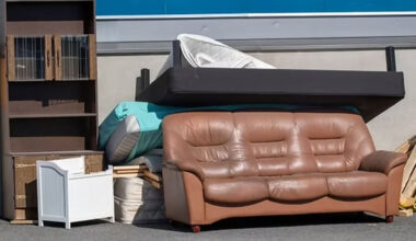 safe and responsible ways to get rid of old furniture without hurting the environment