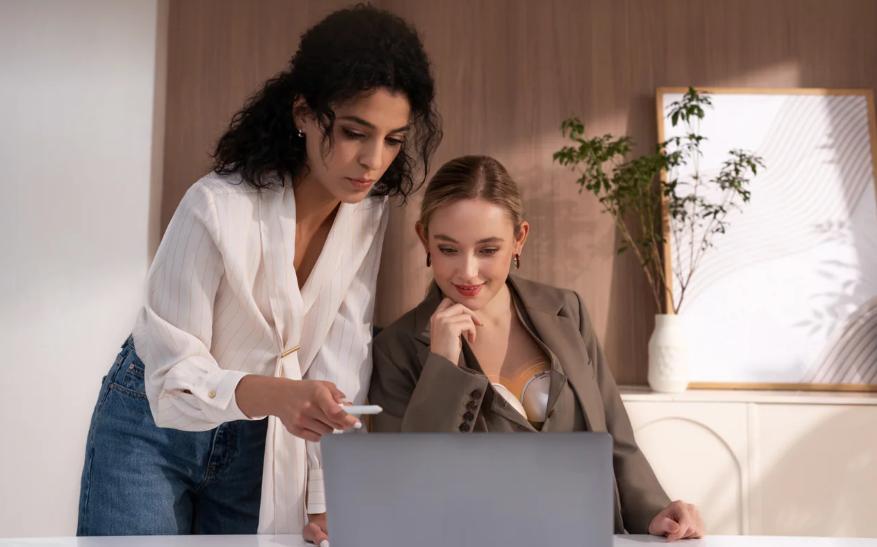 how do wearable breast pumps compare to traditional 1